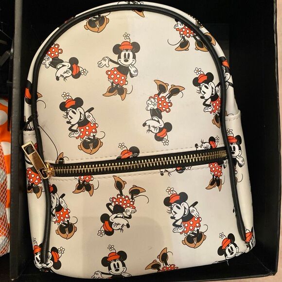 Disney Minnie Mouse 2 Pc Set Small Backpack And Hydration Crossbody - Picture 2 of 7